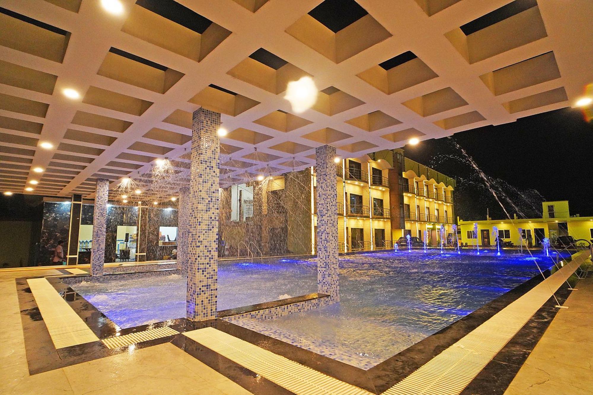 India Beach Resort !! Front Sea View !! Мандармони Екстериор снимка